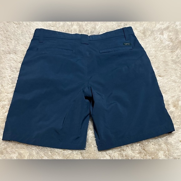 G.H. Bass & Co Men's Size 34x10 Blue Shorts EUC - Picture 4 of 5